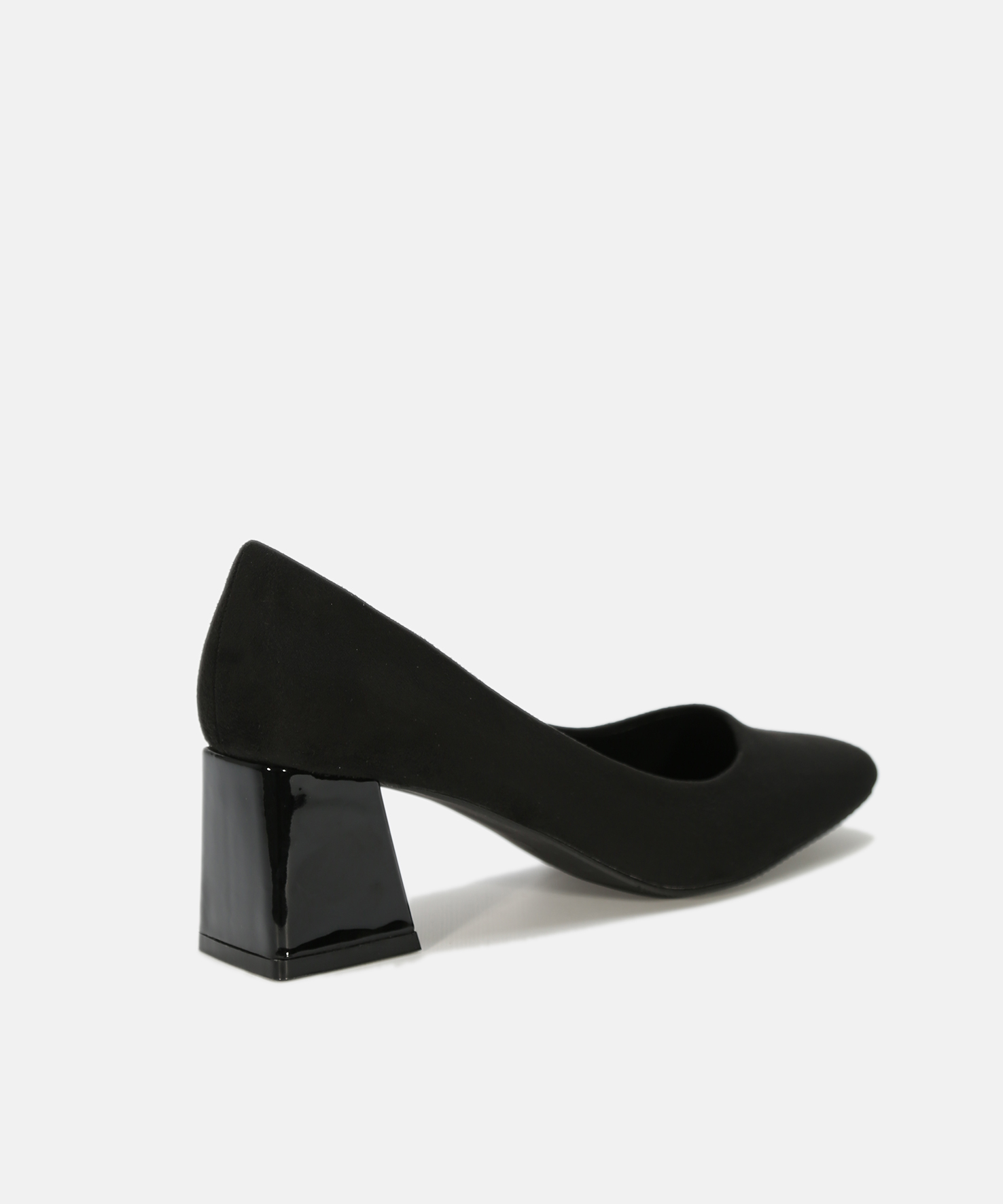 Sapatos salto image number null